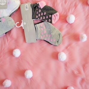 NWOT Size 0/12 months Adrienne Vittadidni Baby Socks 2 packs 12 pair total